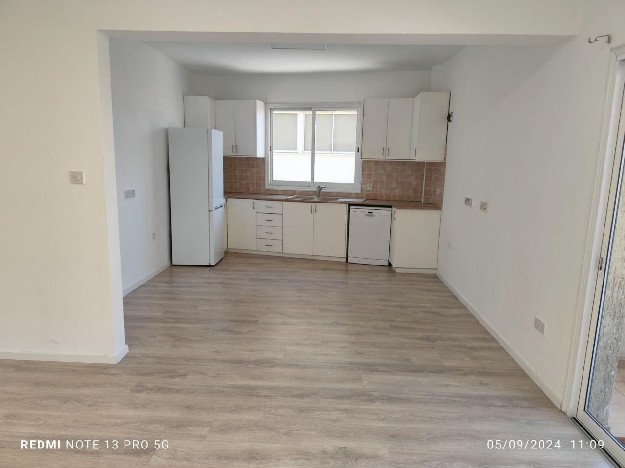 Офис Neapoli, Кипр, 115 м² - фото 6