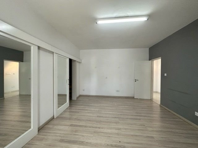 Офис Agios Nicolaos, Кипр, 180 м² - фото 8
