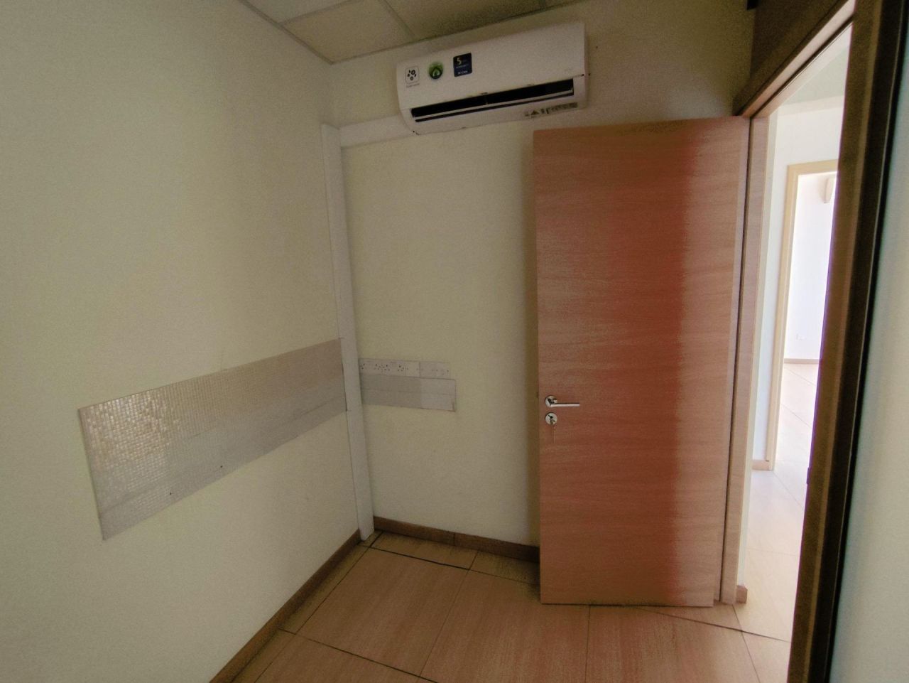 Офис в Меса-Йитонии, Кипр, 95 м² - фото 7