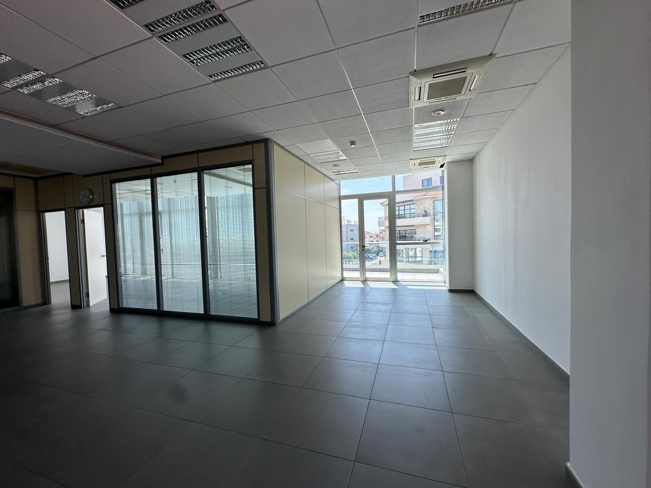 Офис в Агиос Георгиосе, Кипр, 193.7 м² - фото 8
