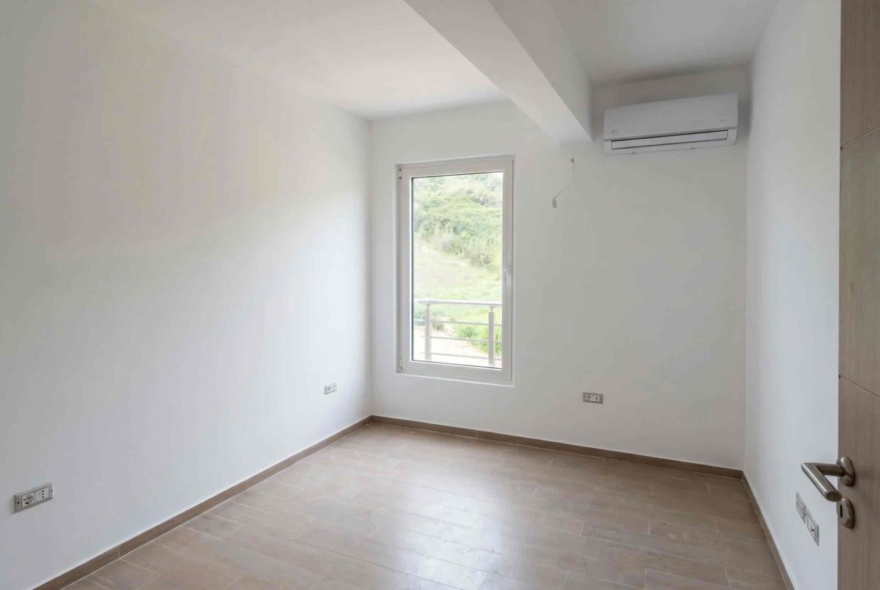 Таунхаус в Херцег-Нови, Черногория, 85 м² - фото 10