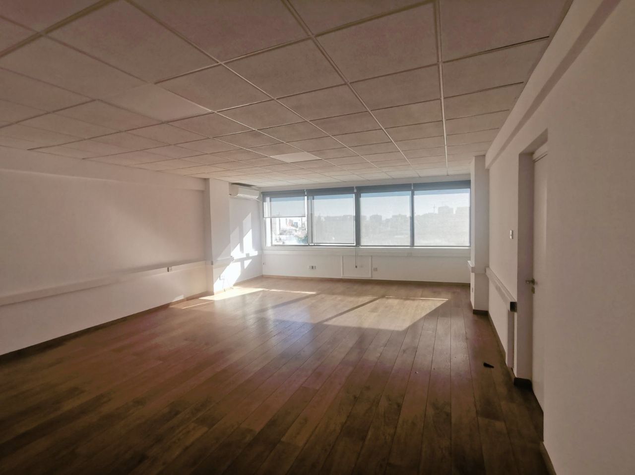 Офис Agia Zoni, Кипр, 140 м² - фото 7