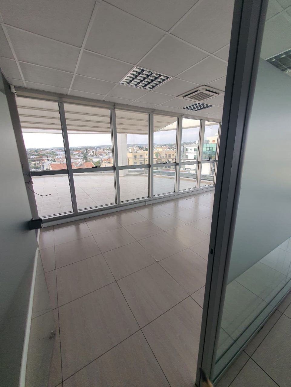 Офис Kapsalos, Кипр, 270 м² - фото 9