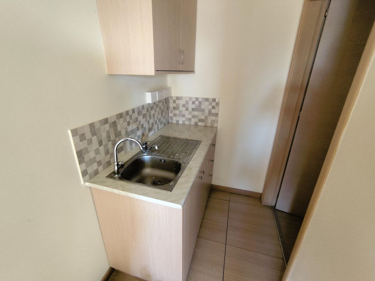 Офис в Меса-Йитонии, Кипр, 95 м² - фото 8