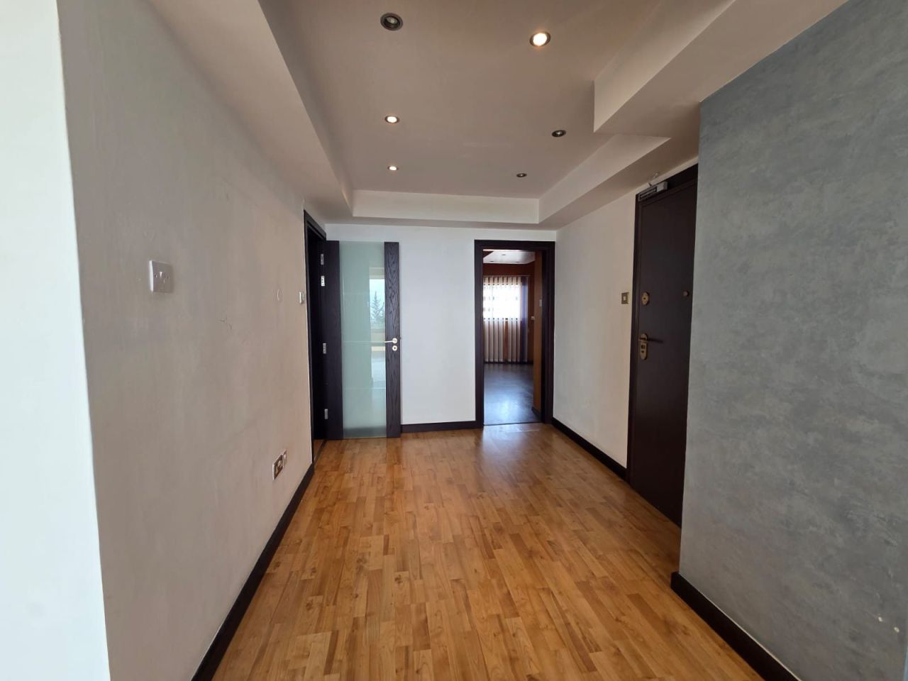Офис в Айя-Напе, Кипр, 188 м² - фото 8