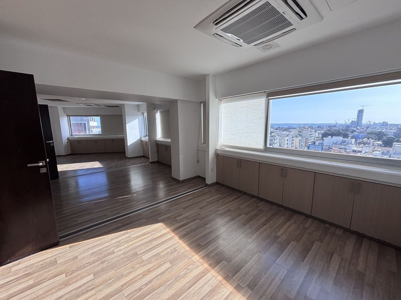 Офис Agia Zoni, Кипр, 376 м² - фото 10