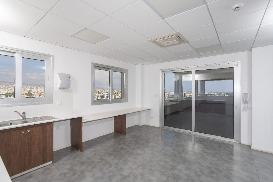 Офис Omonoia, Кипр, 500 м² - фото 8