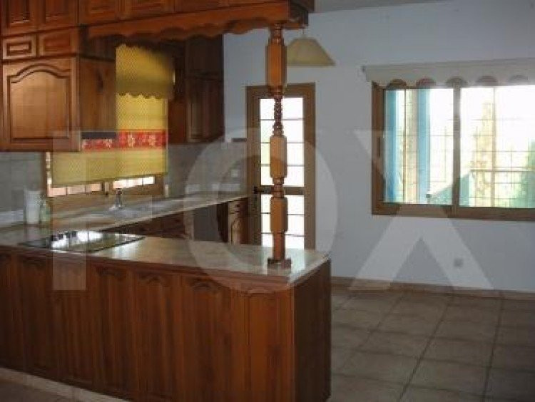 Дом в Айос-Атанасиосе, Кипр, 760 м² - фото 10