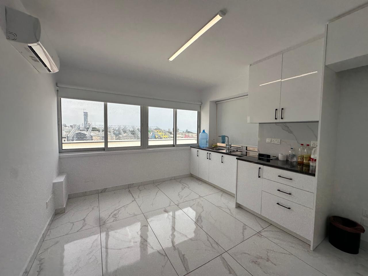 Офис Tsiflikoudia, Кипр, 180 м² - фото 10