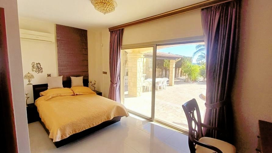 Дом Sea Caves, Кипр, 400 м² - фото 9