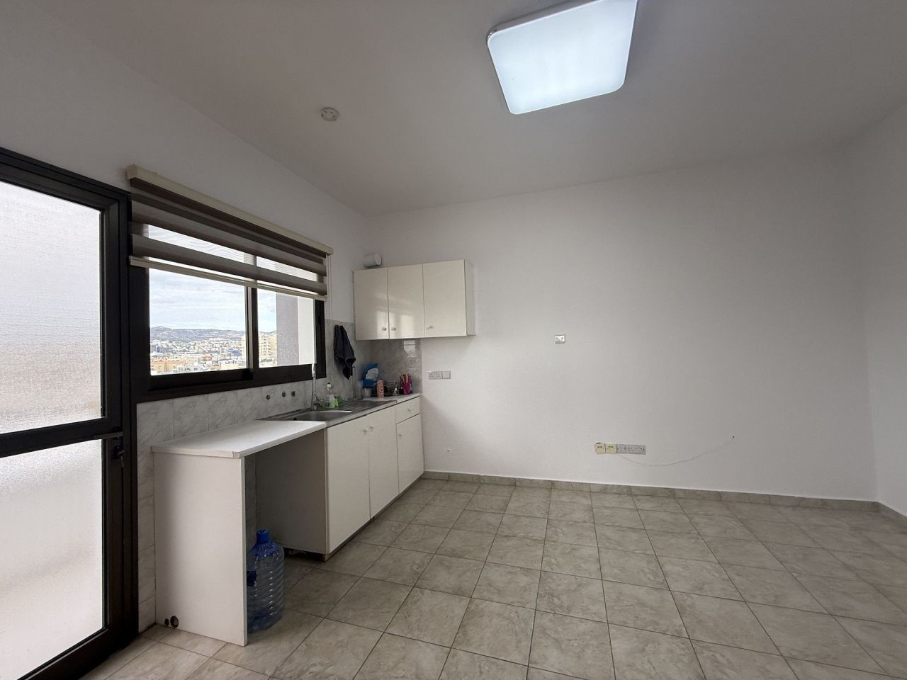 Офис Neapoli, Кипр, 130 м² - фото 10