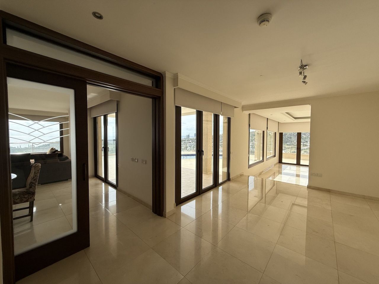 Дом в Агиос Тихоне, Кипр, 550 м² - фото 10