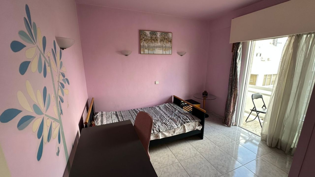 Апартаменты в Айия-Триасе, Кипр, 130 м² - фото 8