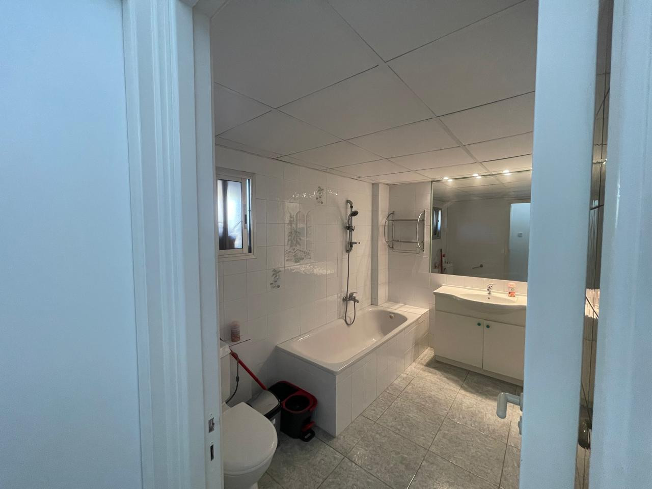 Офис в Пафосе, Кипр, 142 м² - фото 9