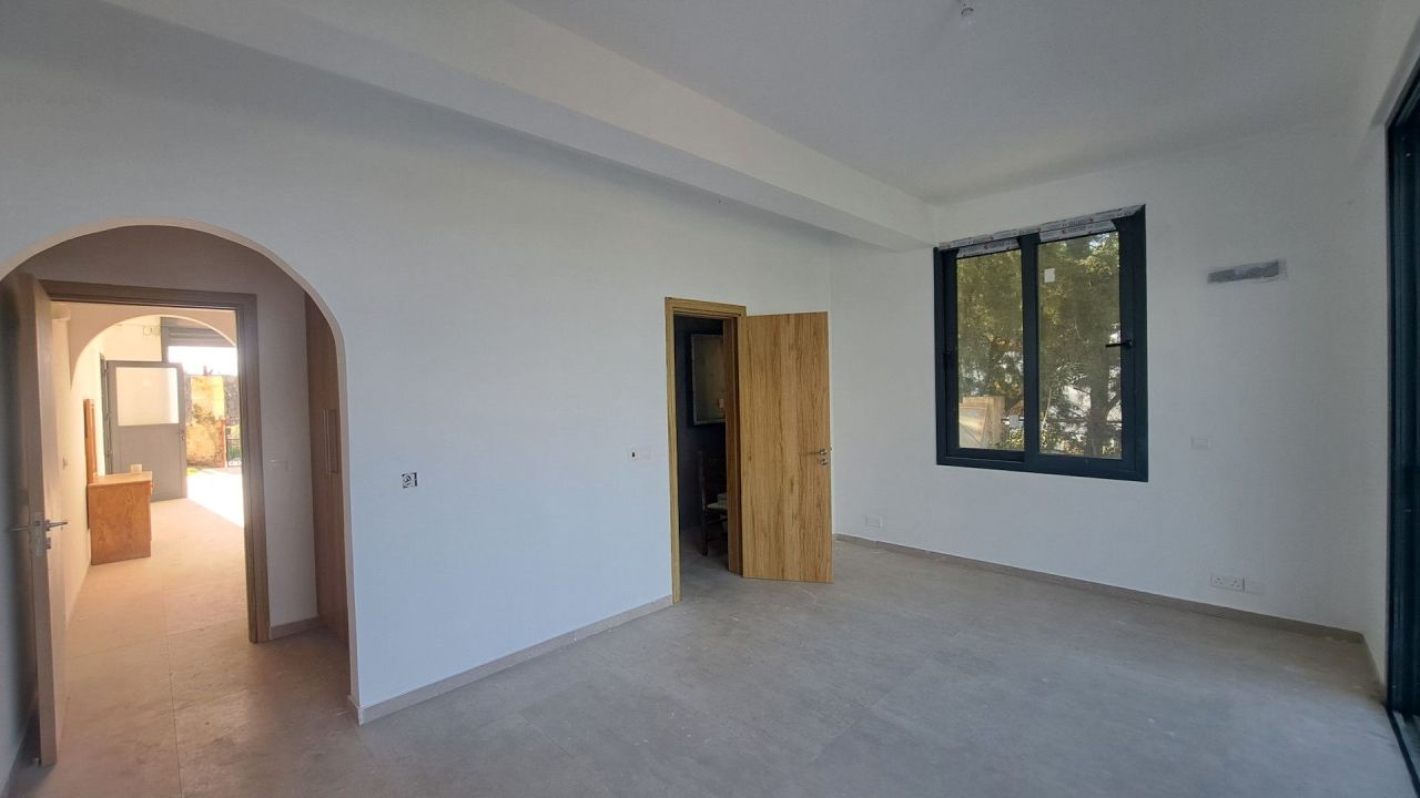 Дом в Ласа, Кипр, 300 м² - фото 9