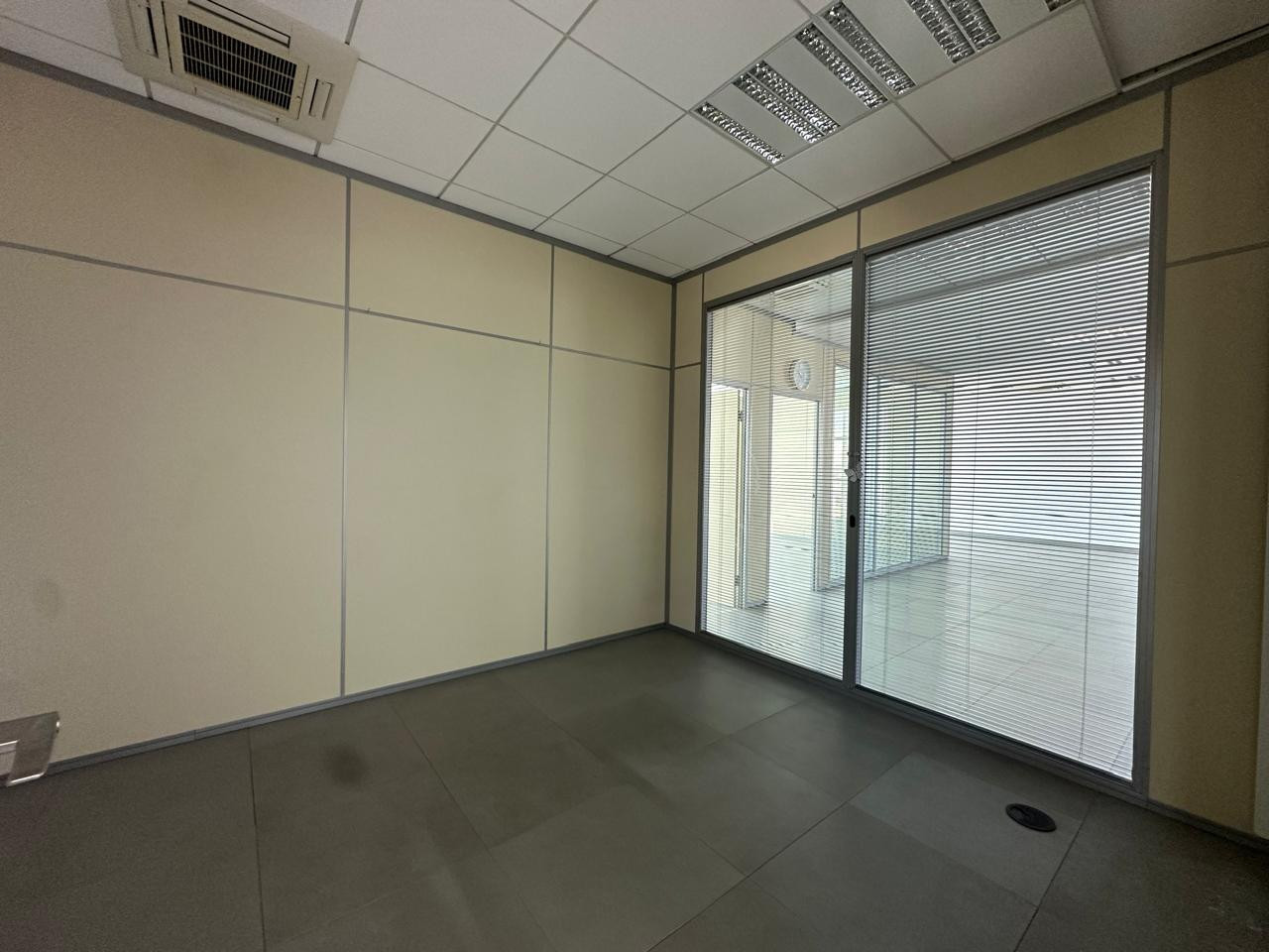 Офис в Агиос Георгиосе, Кипр, 193.7 м² - фото 11