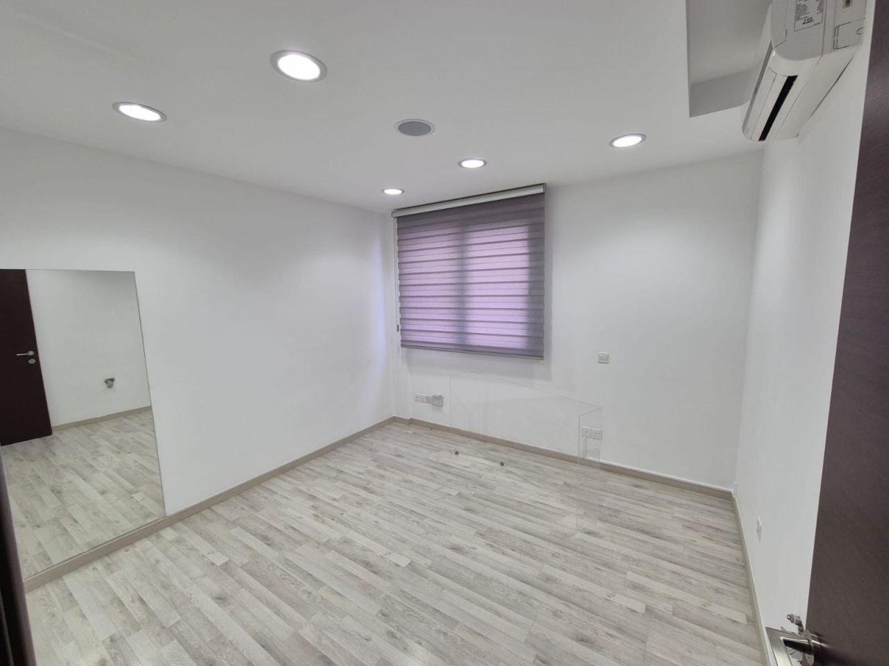 Офис Agia Filaxi, Кипр, 230 м² - фото 11