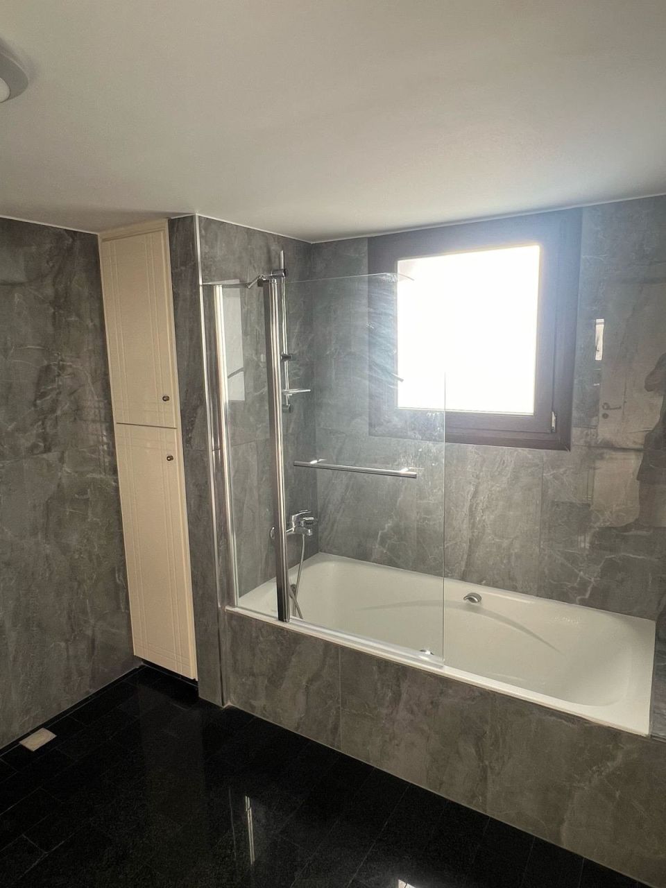 Офис в Айос-Атанасиосе, Кипр, 250 м² - фото 11
