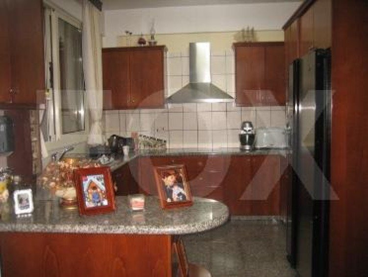 Дом в Айос-Атанасиосе, Кипр, 300 м² - фото 11