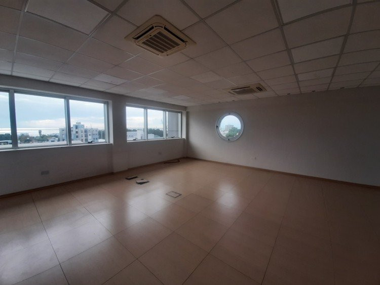 Офис Omonoia, Кипр, 255 м² - фото 9
