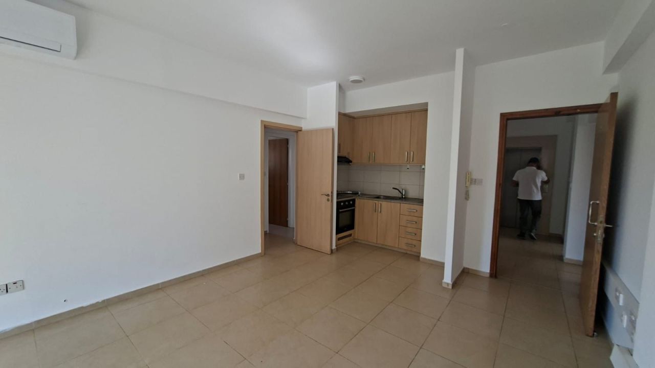 Офис в Пафосе, Кипр, 160 м² - фото 10