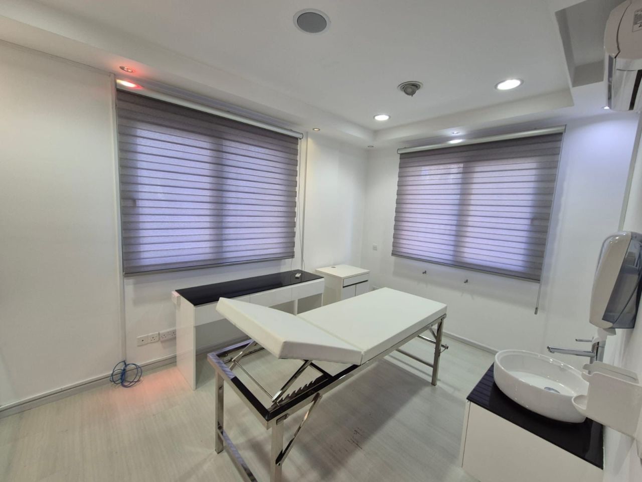 Офис Agia Filaxi, Кипр, 230 м² - фото 12