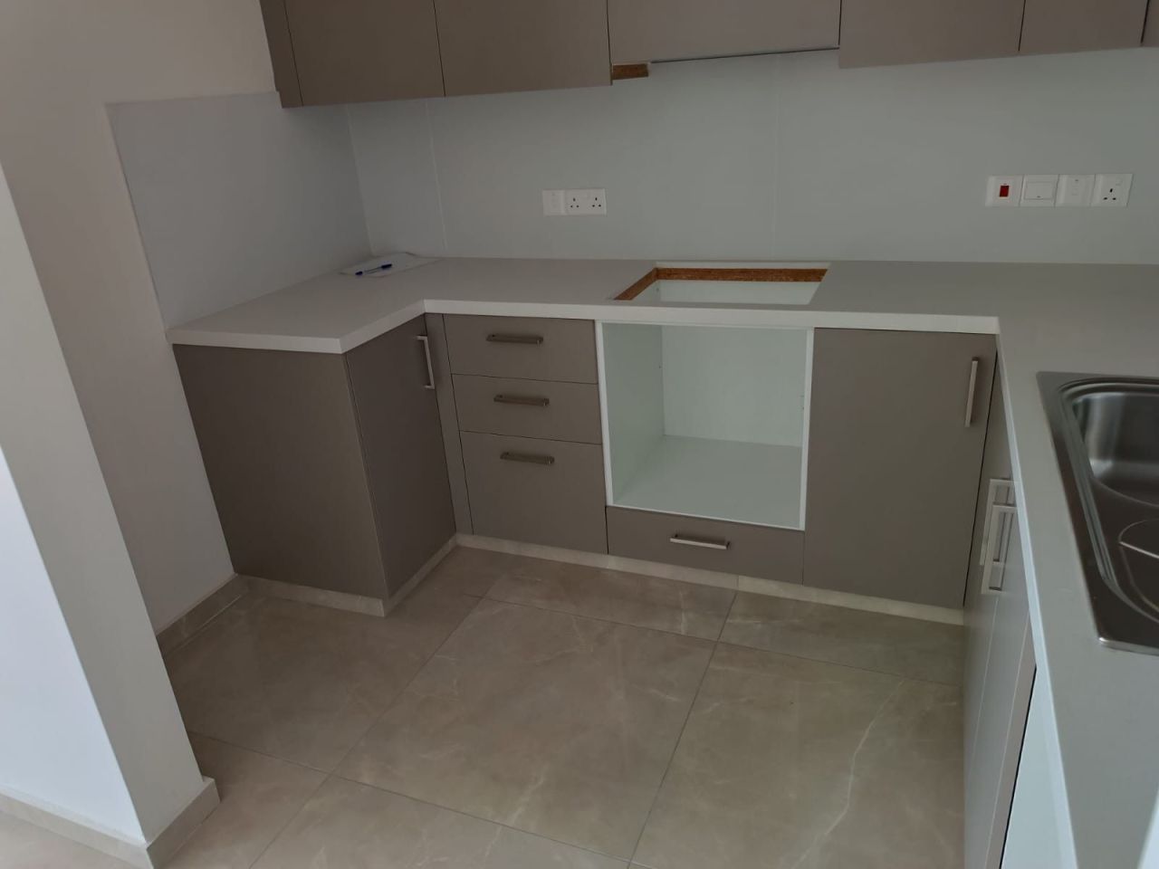 Апартаменты в Агиос Спиридоне, Кипр, 94 м² - фото 12