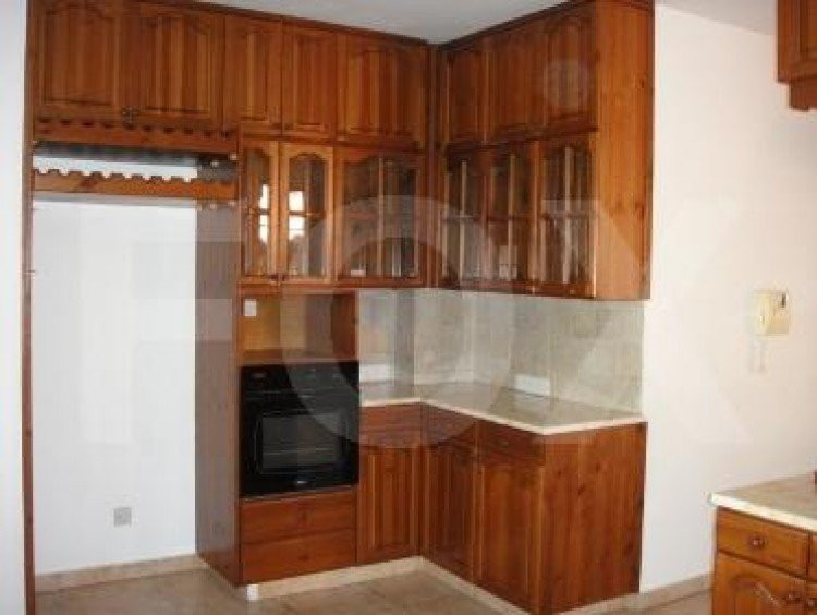 Дом в Айос-Атанасиосе, Кипр, 760 м² - фото 12