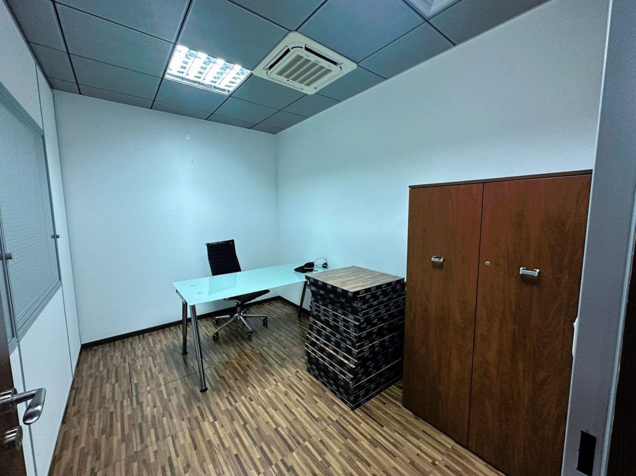 Офис в Пафосе, Кипр, 170 м² - фото 11