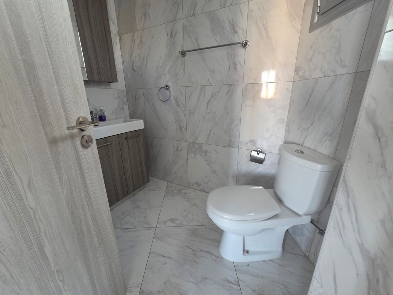 Апартаменты в Айос-Атанасиосе, Кипр, 95 м² - фото 10