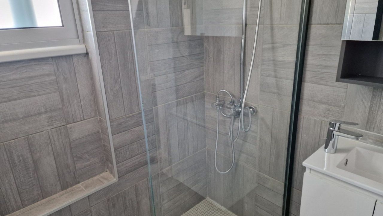 Апартаменты в Айия-Триасе, Кипр, 78 м² - фото 10