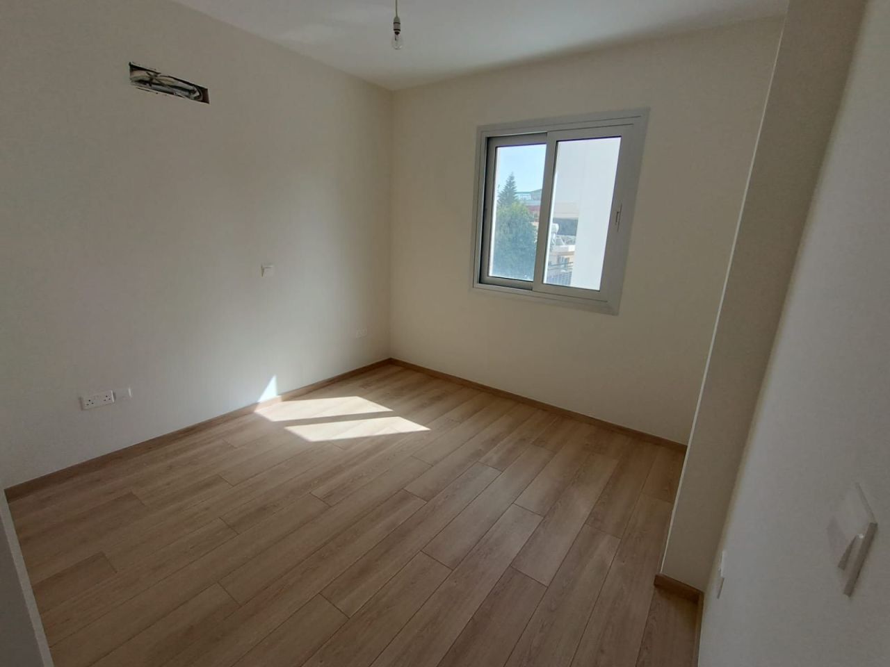 Апартаменты в Агиос Спиридоне, Кипр, 95 м² - фото 13