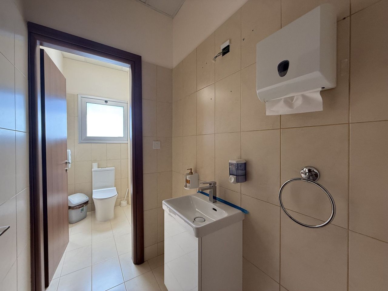Офис в Меса-Йитонии, Кипр, 248 м² - фото 13
