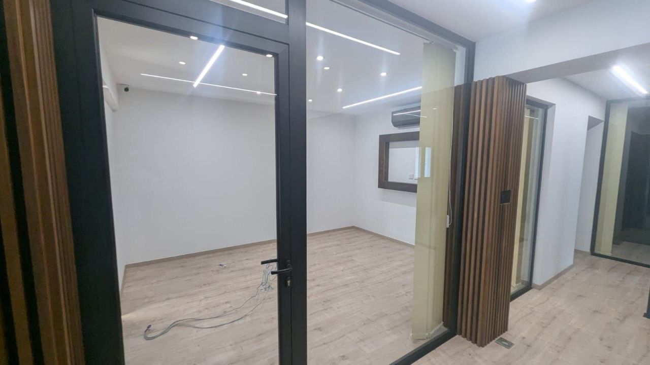 Офис в Агиос Георгиосе, Кипр, 130 м² - фото 11