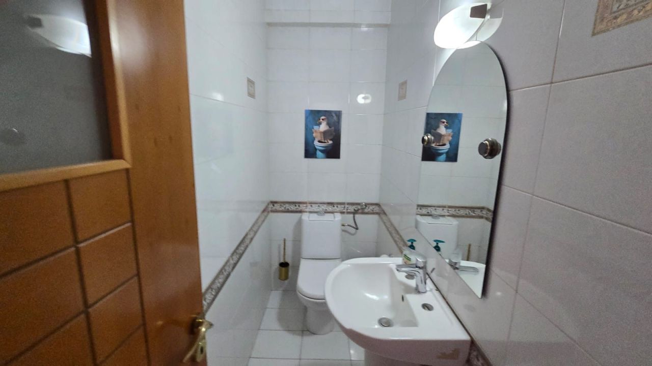 Офис Agia Zoni, Кипр, 135 м² - фото 11