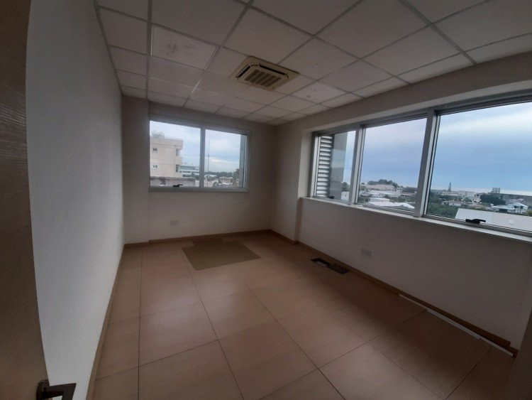 Офис Omonoia, Кипр, 255 м² - фото 11