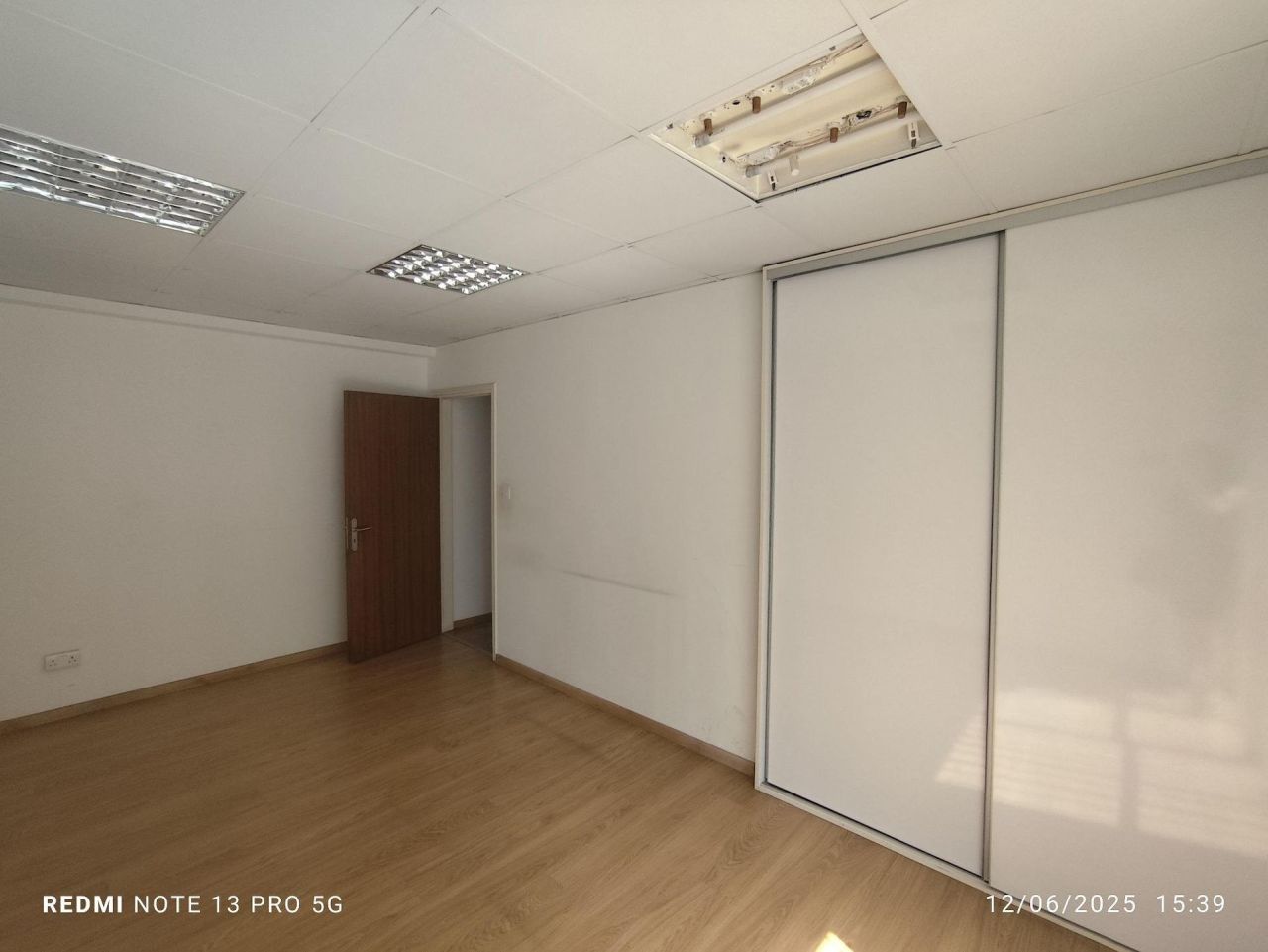 Офис Neapoli, Кипр, 220 м² - фото 11