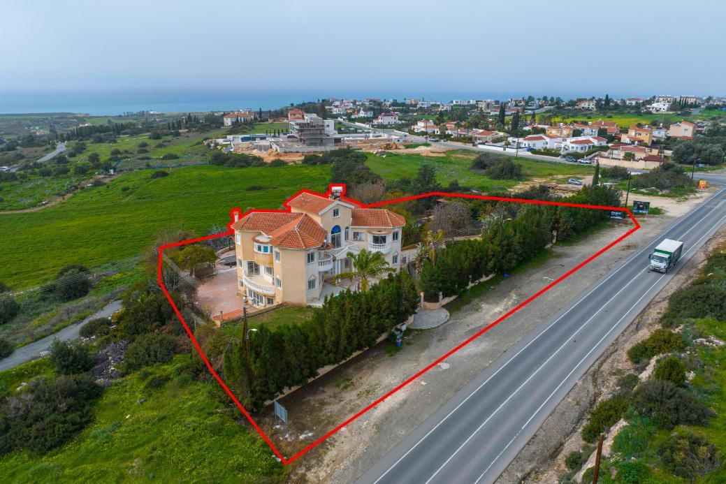 Дом в Пейе, Кипр, 855 м² - фото 13