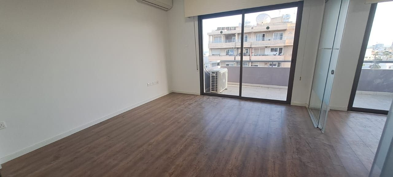 Офис в Меса-Йитонии, Кипр, 160 м² - фото 11