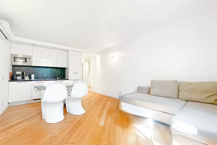 Квартира в Каннах, Франция, 40 м² - фото 1