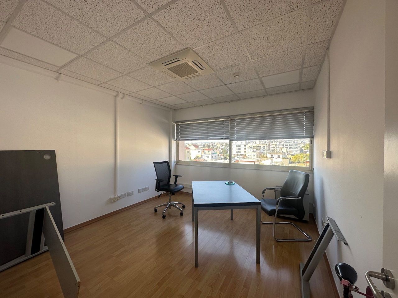 Офис Agios Nicolaos, Кипр, 230 м² - фото 14