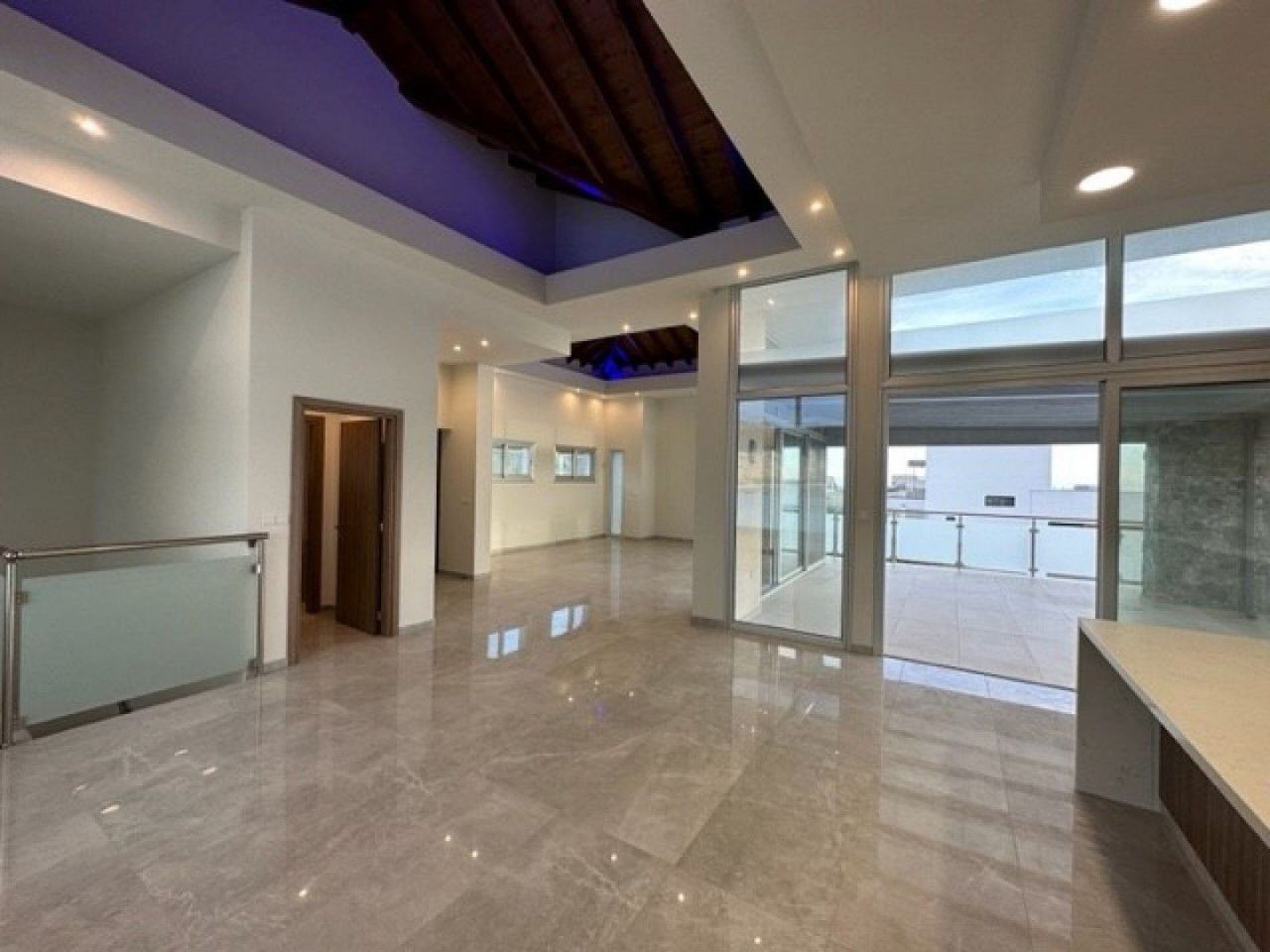 Дом Agia Filaxi, Кипр, 376 м² - фото 14