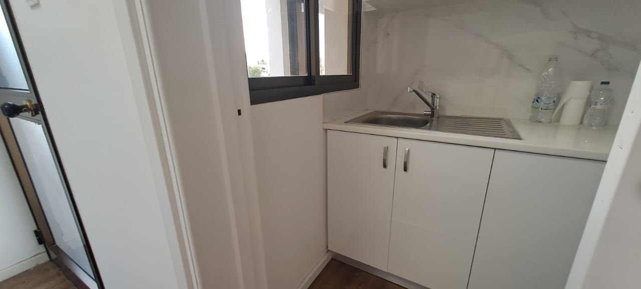 Офис в Меса-Йитонии, Кипр, 160 м² - фото 12