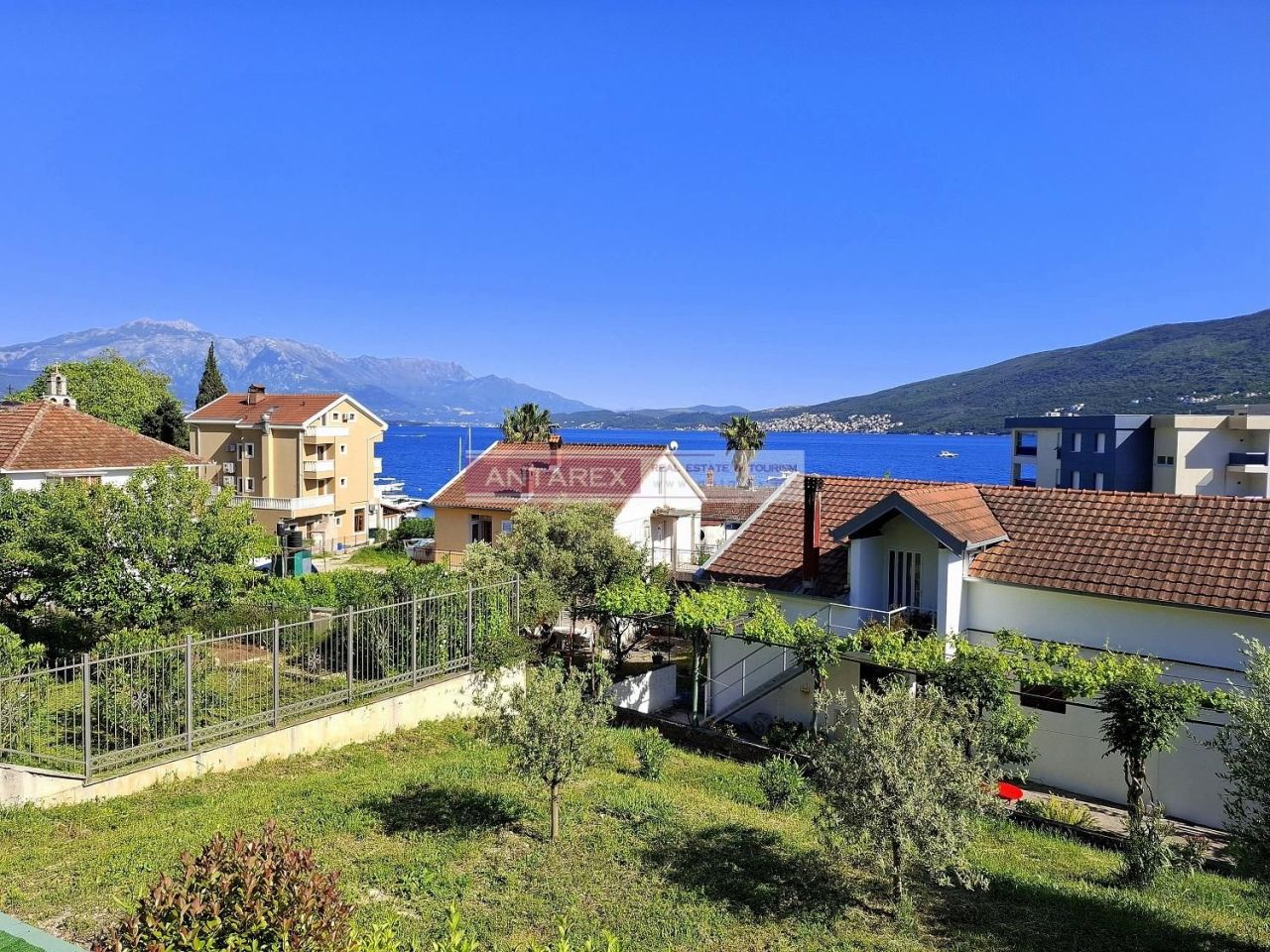 Вилла в Дженовичах, Черногория, 85 м² - фото 12