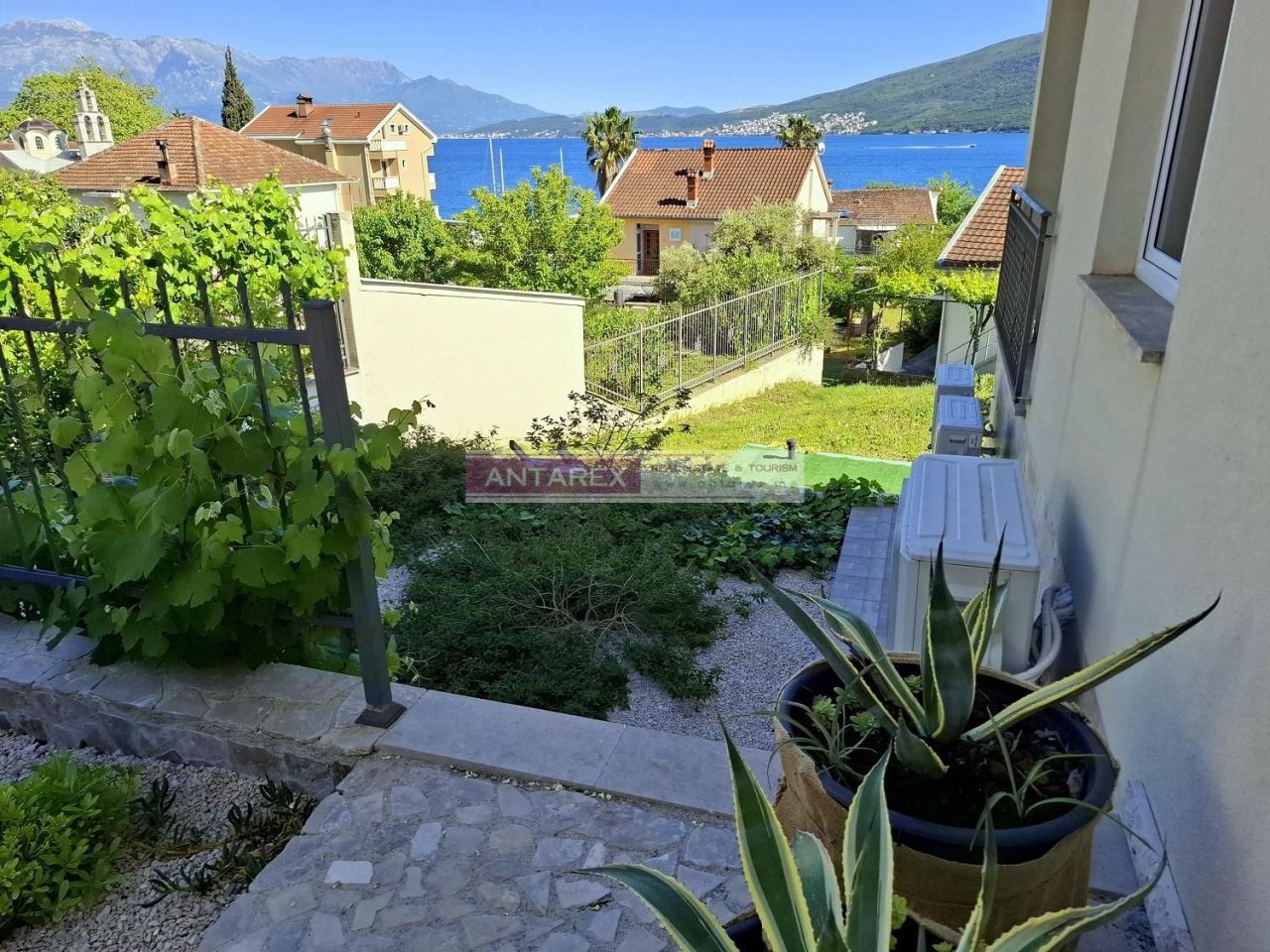 Вилла в Дженовичах, Черногория, 85 м² - фото 13