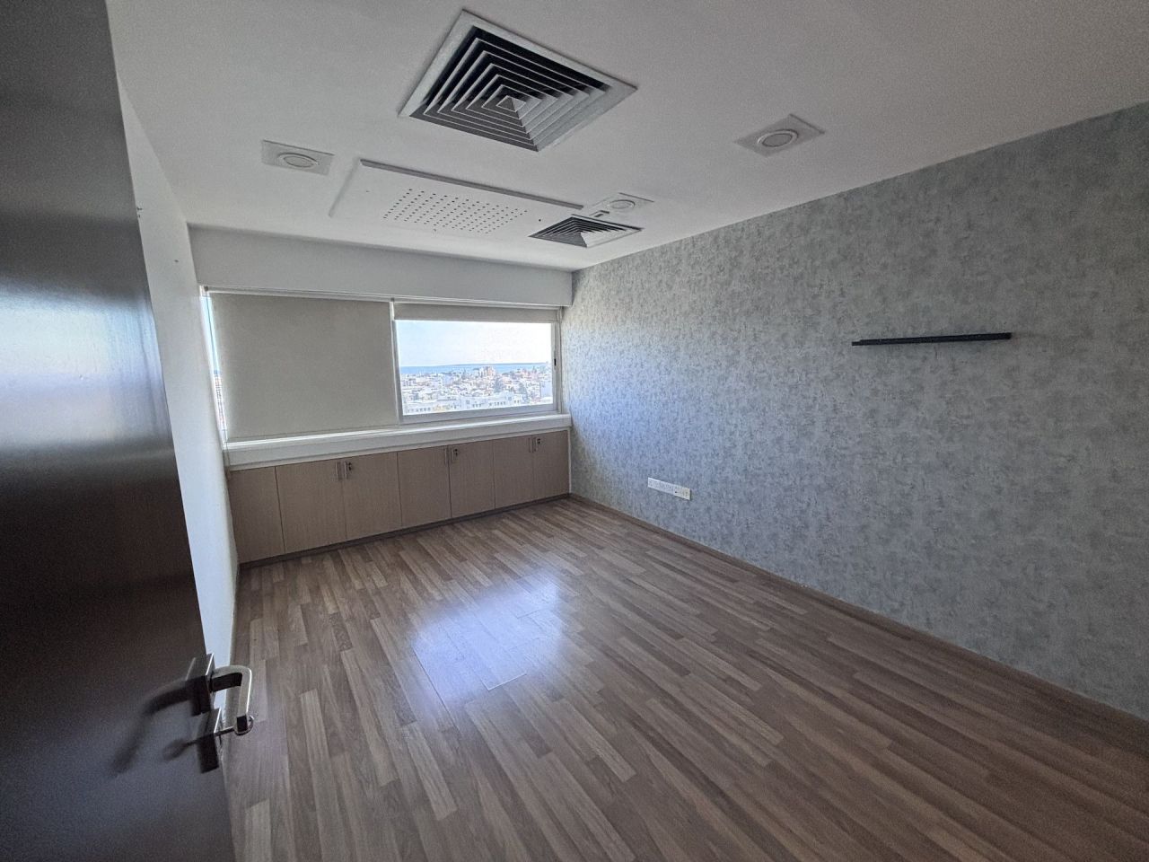 Офис Agia Zoni, Кипр, 376 м² - фото 15