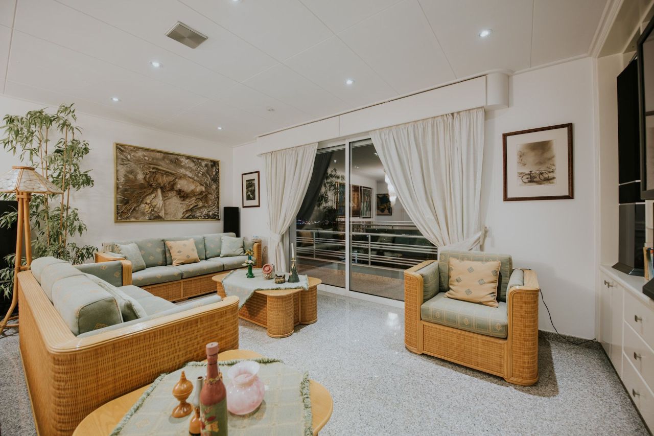 Дом Agia Filaxi, Кипр, 428 м² - фото 15
