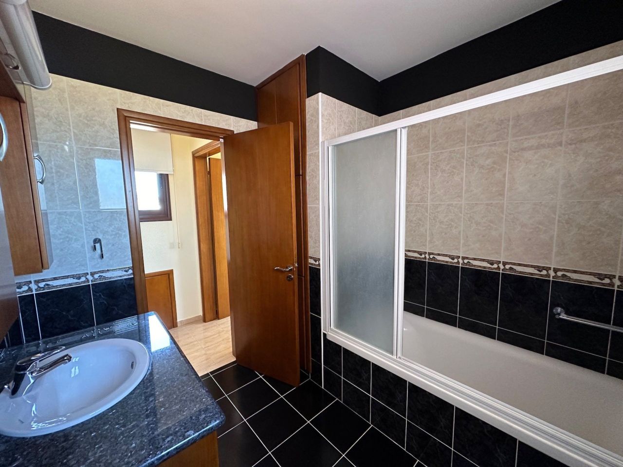 Дом в Хлораке, Кипр, 238 м² - фото 14