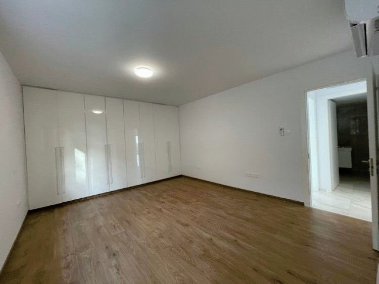 Дом в Агиос Тихоне, Кипр, 350 м² - фото 15