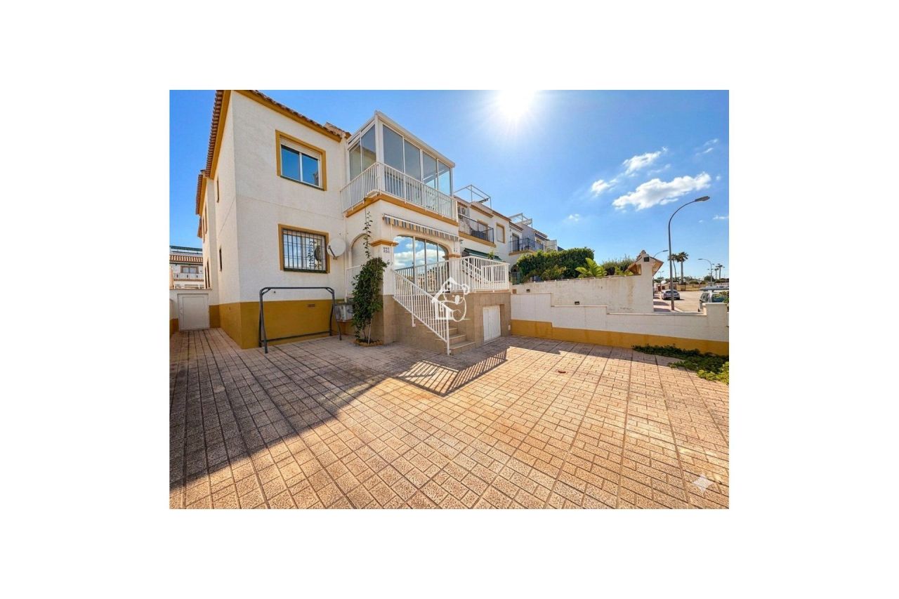 Дом в Ориуэла Коста, Испания, 63 м² - фото 1